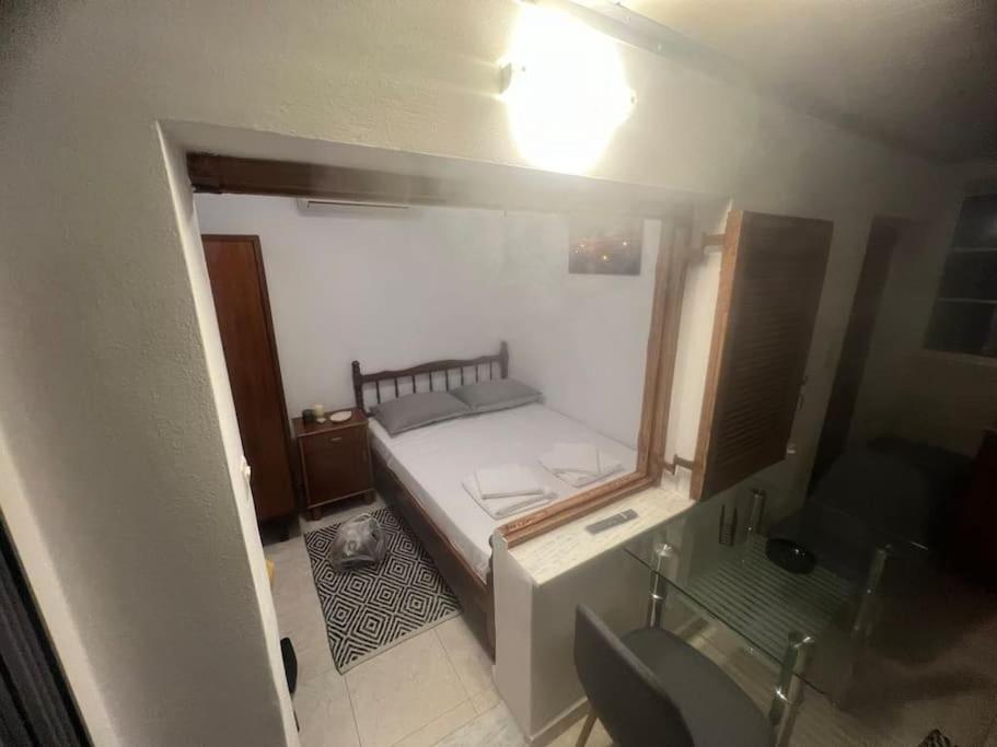 Faros 3 Apartment